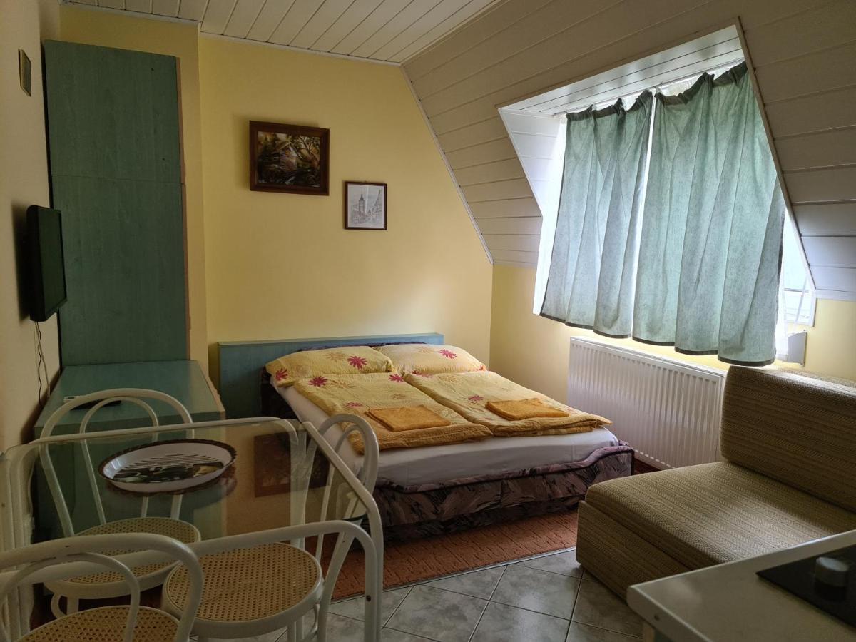 Richie Ii. Apartman Appartement Siófok Buitenkant foto