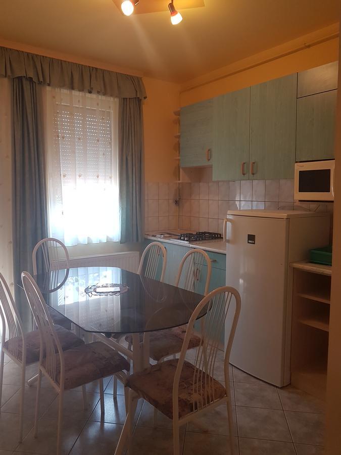 Richie Ii. Apartman Appartement Siófok Buitenkant foto
